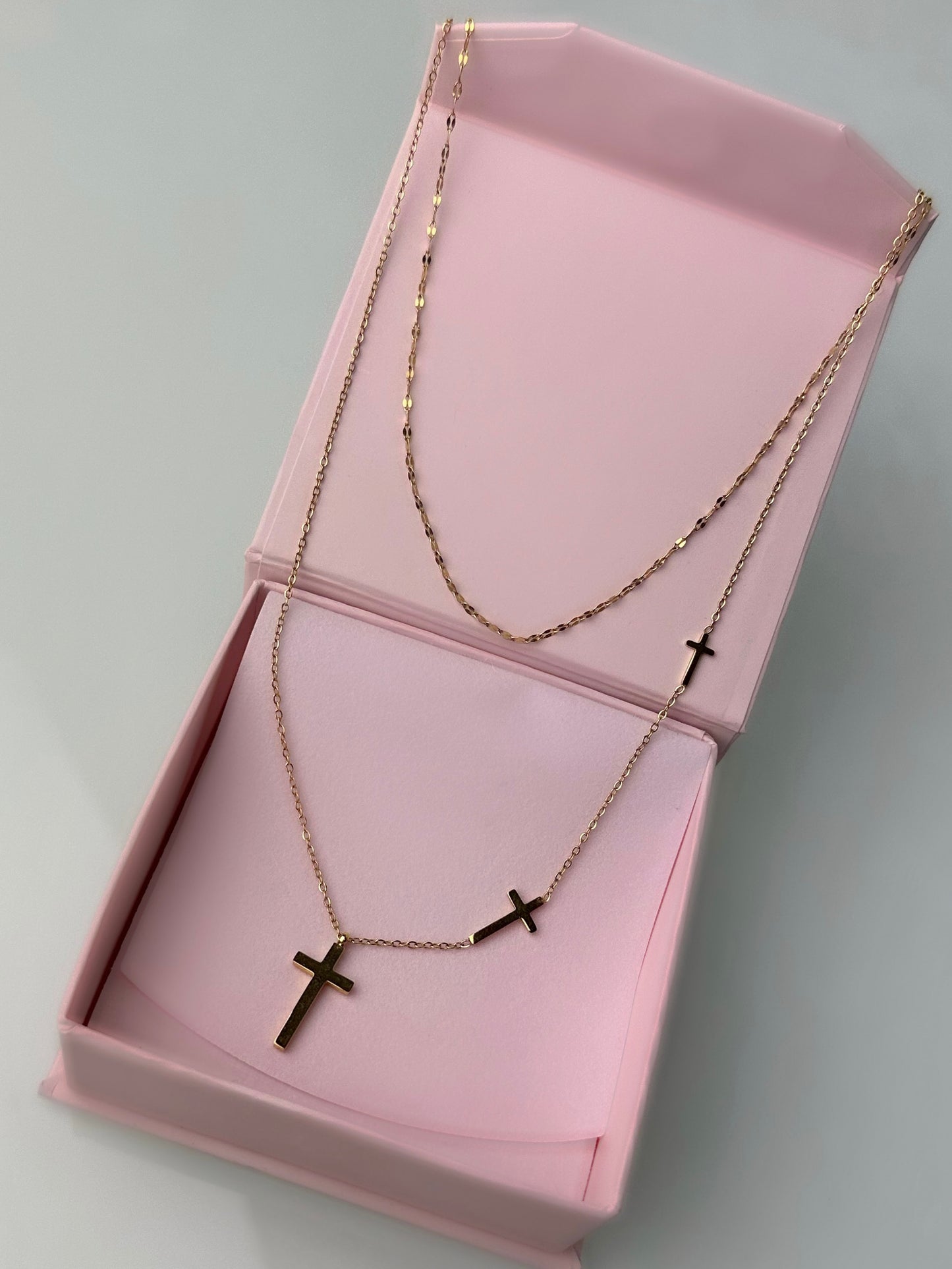 COLLIER ANA