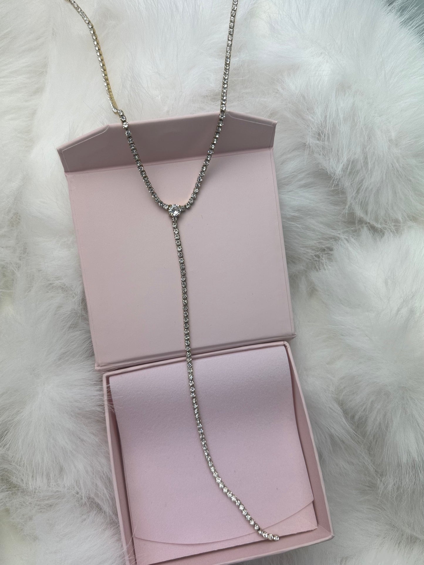 COLLIER MILKO
