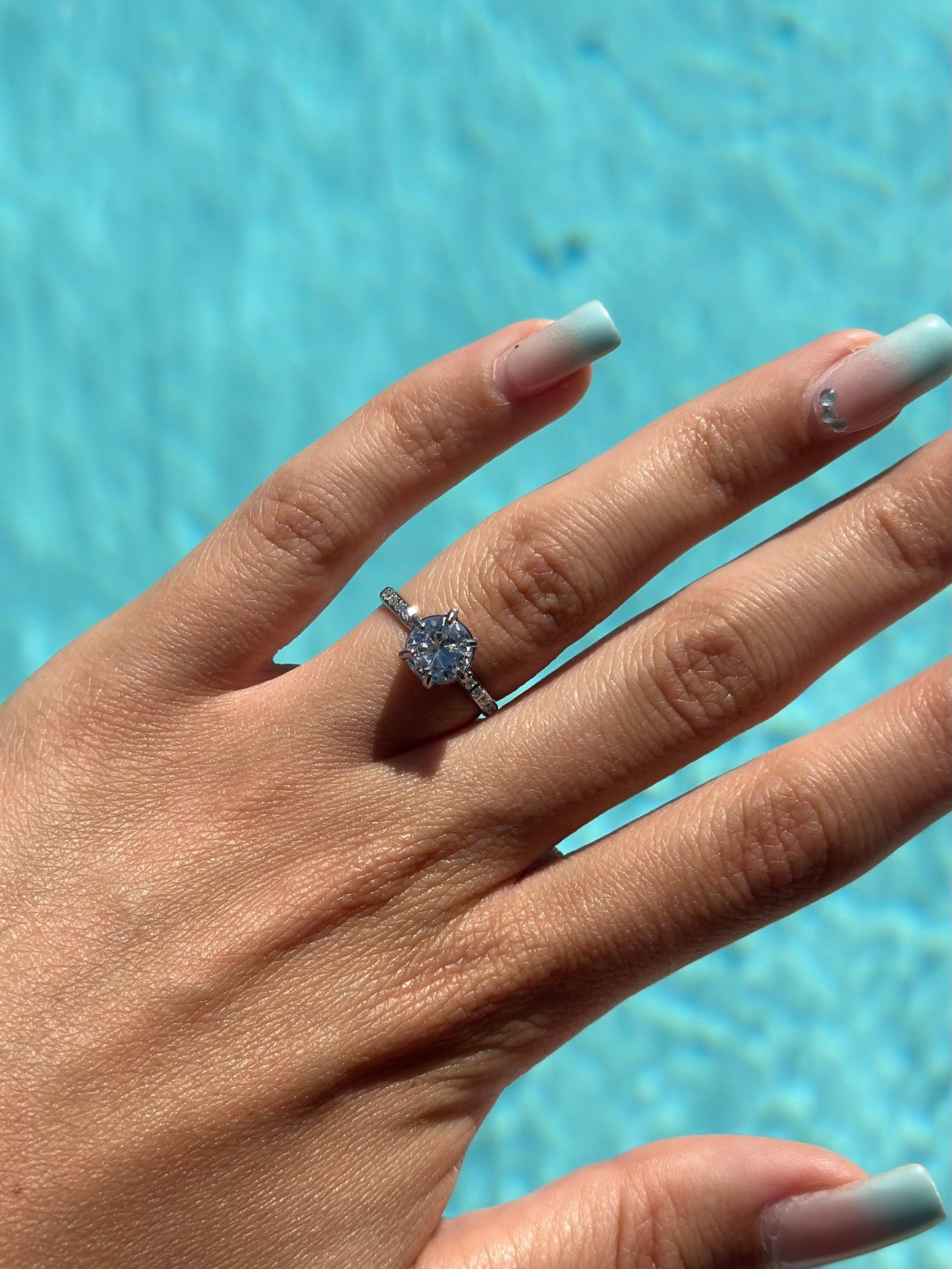 BAGUE DINA