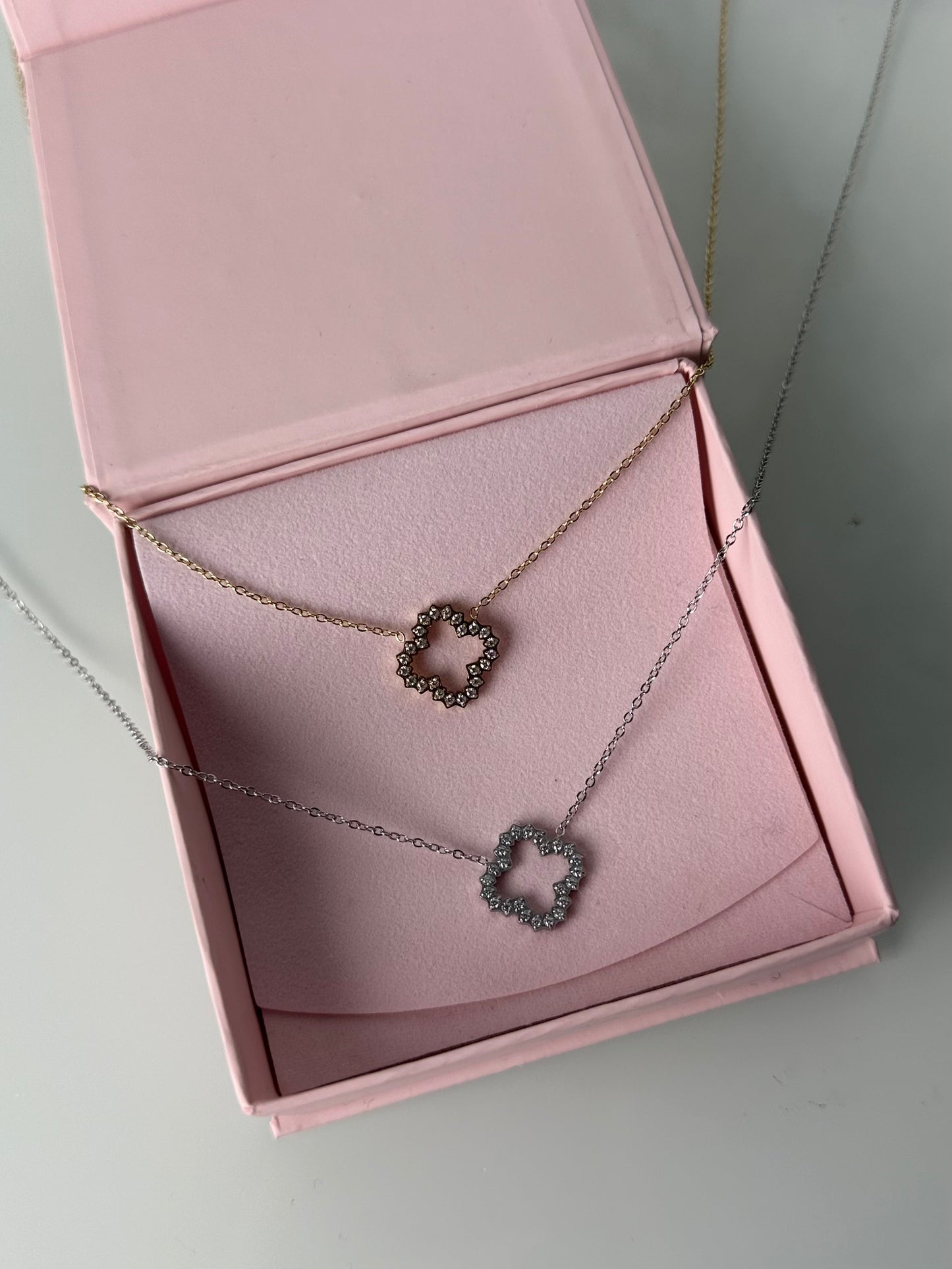 COLLIER TINA