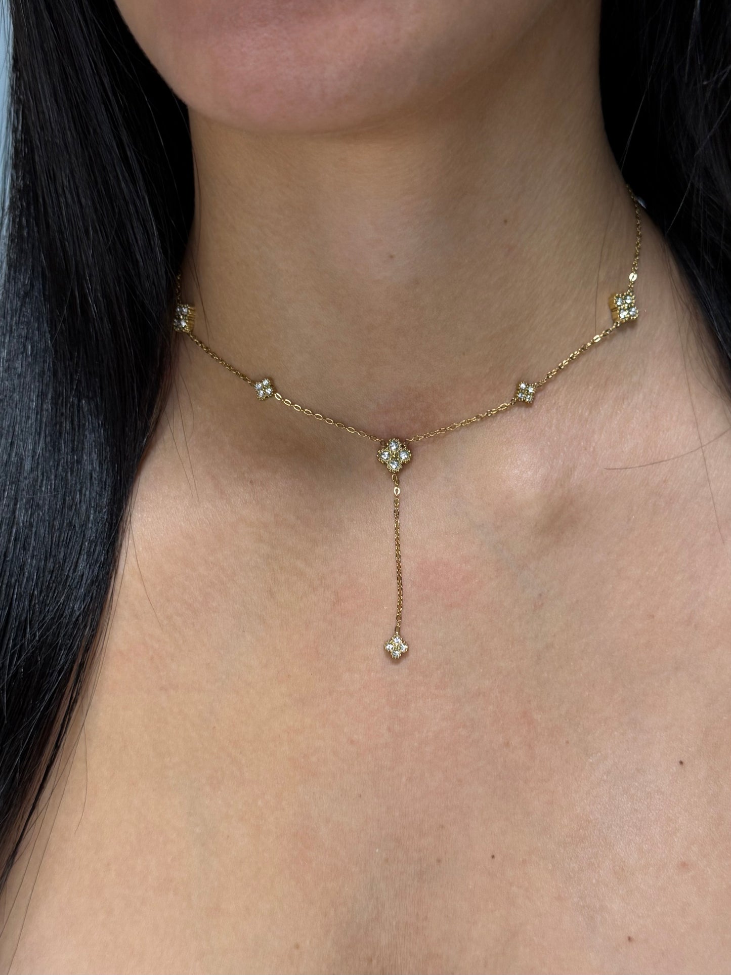 COLLIER FULL
