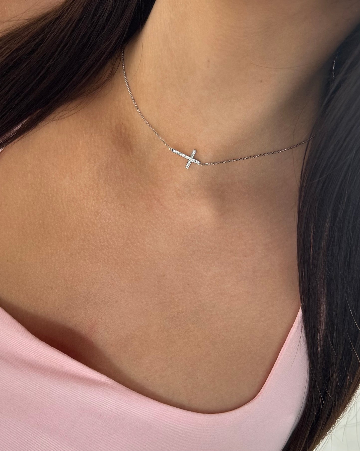 COLLIER LADY