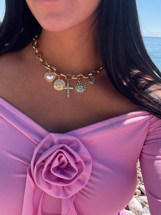 COLLIER SHELL